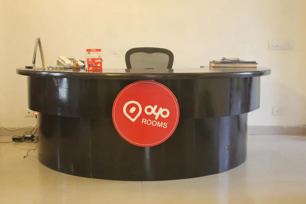 OYO 1262 Apartment near Medanta
