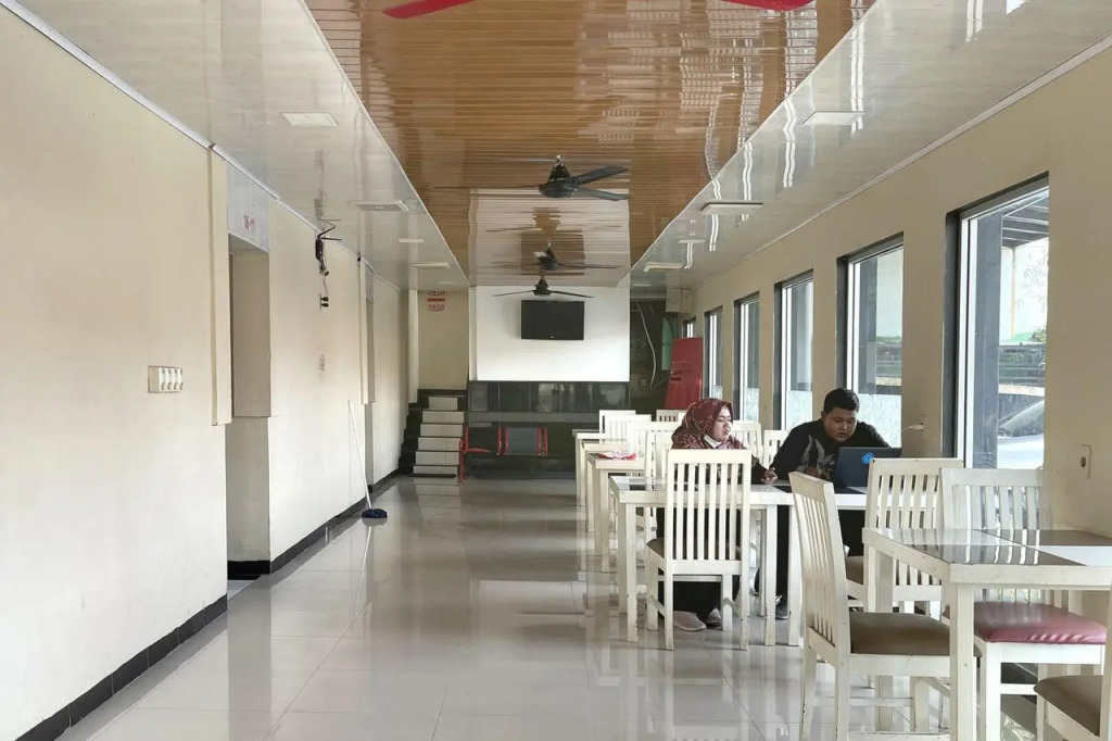 Urbanview Hotel Syariah Residence Medan