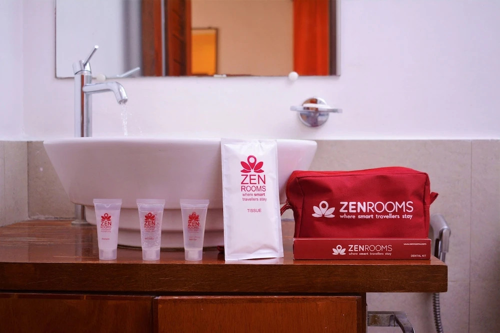ZEN Rooms Manalo St.