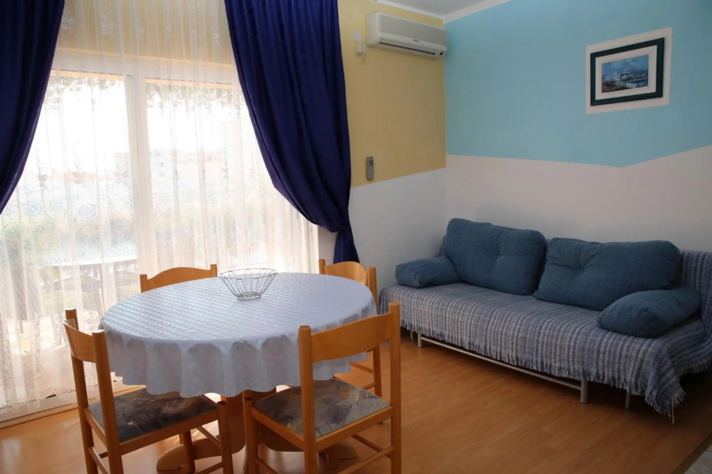 Zdenka - cosy apartments for 2-3 person - A2A(2+1)