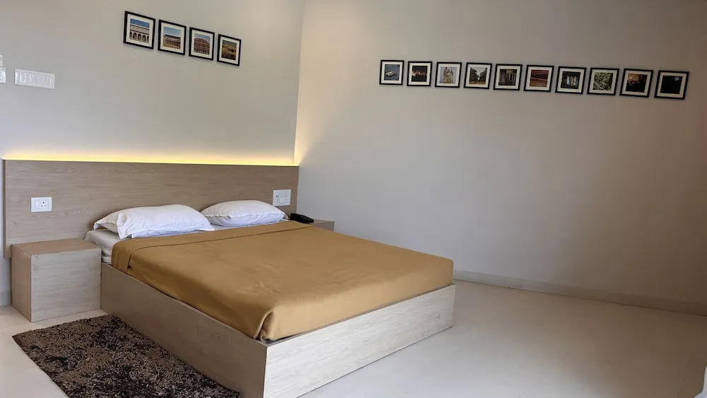 Hotel Unnati