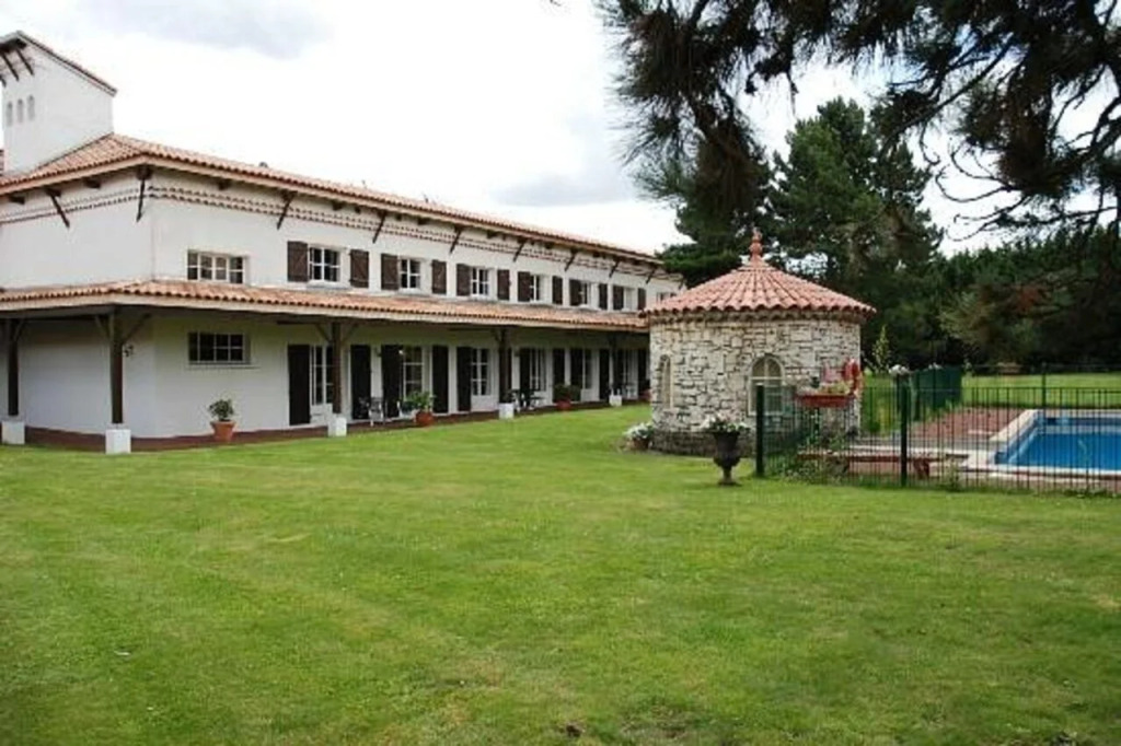 LOGIS Hôtel & Restaurant - LENSOTEL