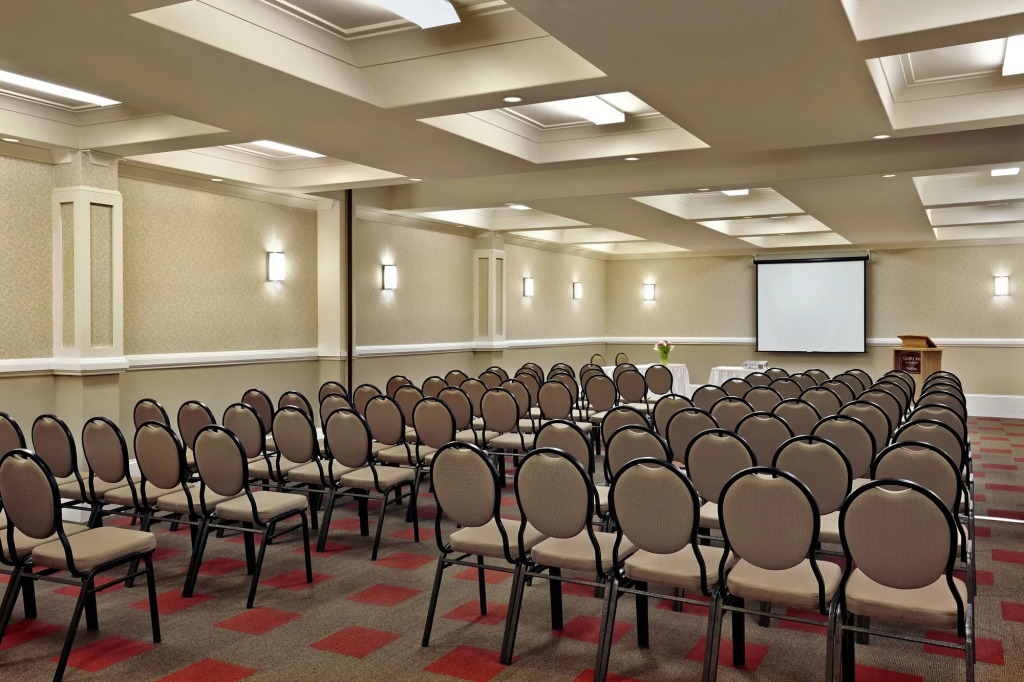Holiday Inn Express & Suites Halifax - Bedford by IHG