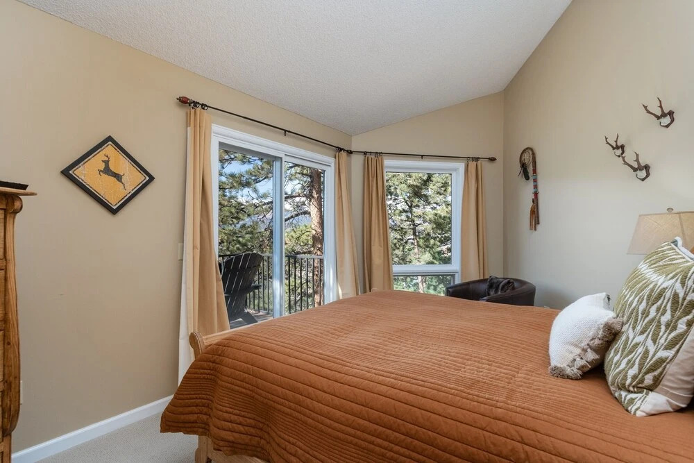 The Cedars Luxury  At Windcliff 5 Bedroom Home by RedAwning