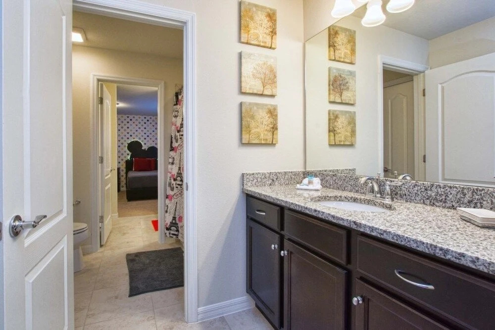 Amazing House! Windsor at Westside - 8817MD