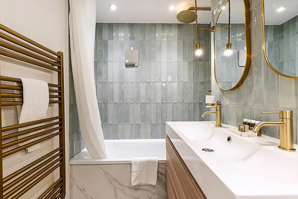Stylish Islington Garden Flat Sleeps Four