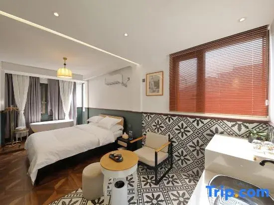 Shuyu Homestay (Quanzhou West Street Zhongshan Road Shuimen Guozi noodle shop)