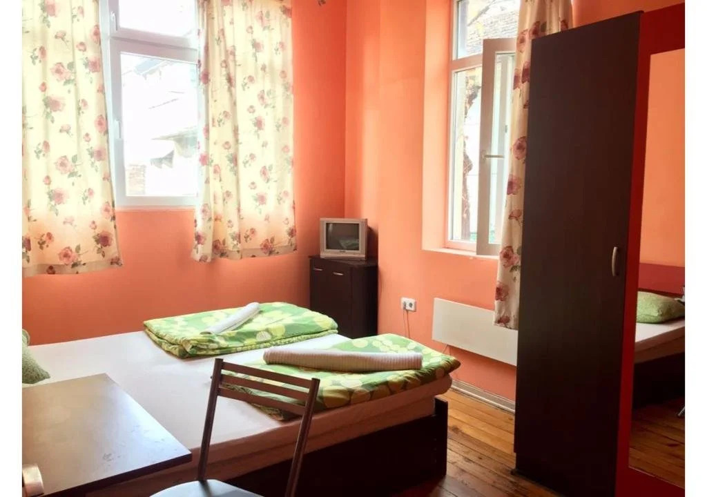 Elegance on a Budget - Rooms for Rent in Sofia Center