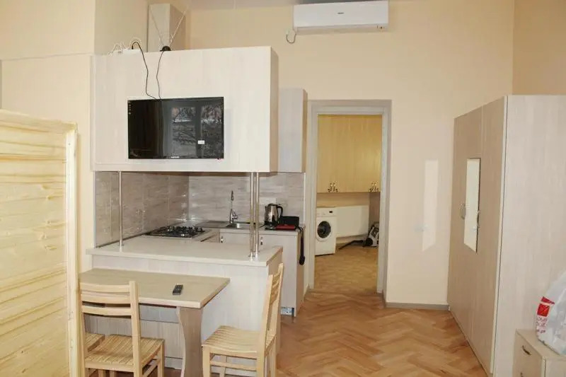 200 metres from Rustaveli avenue