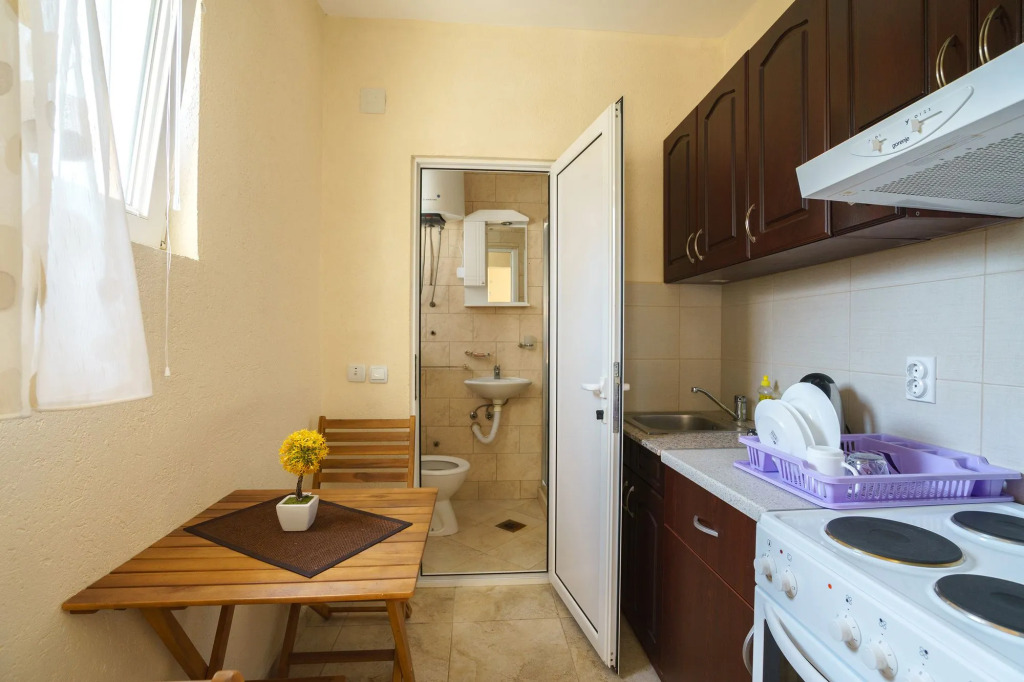 Apartments Lora