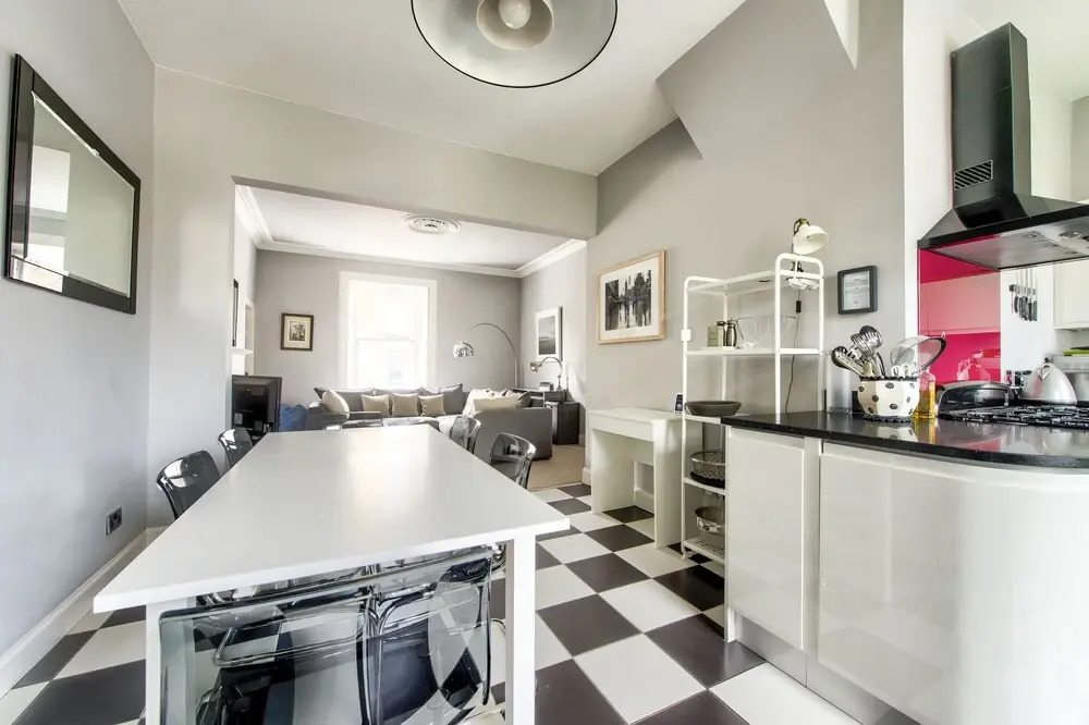 Maryfield Apartment