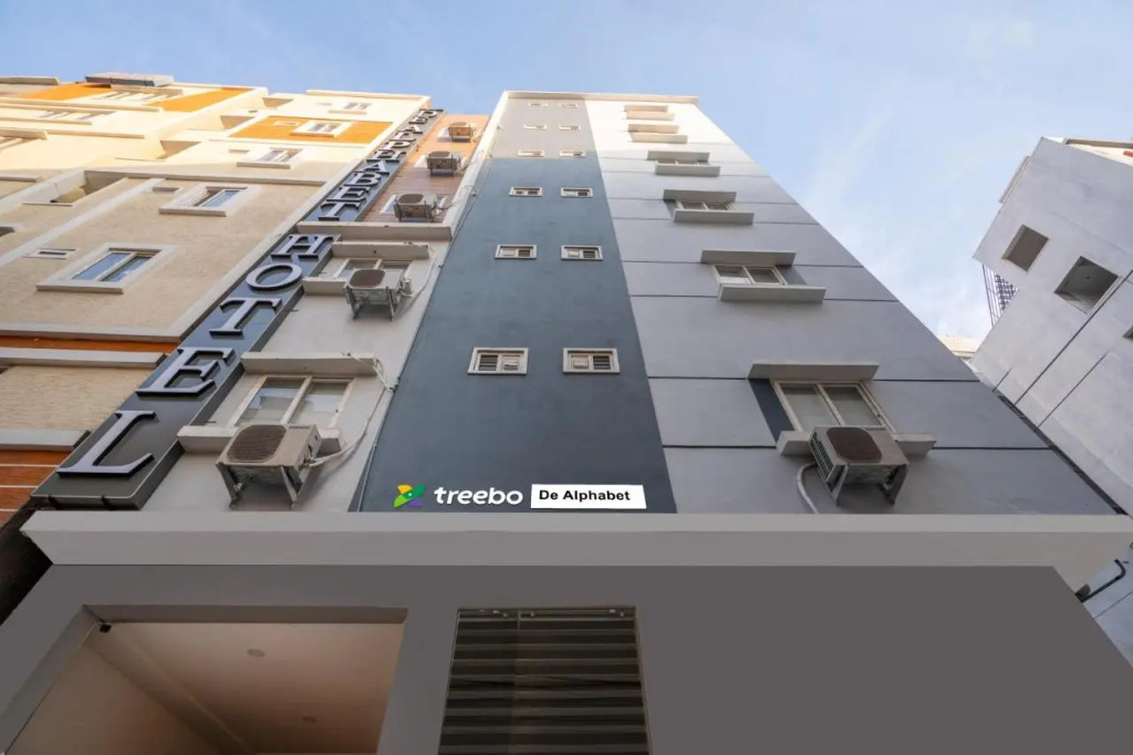 Treebo De Alphabet Gachibowli