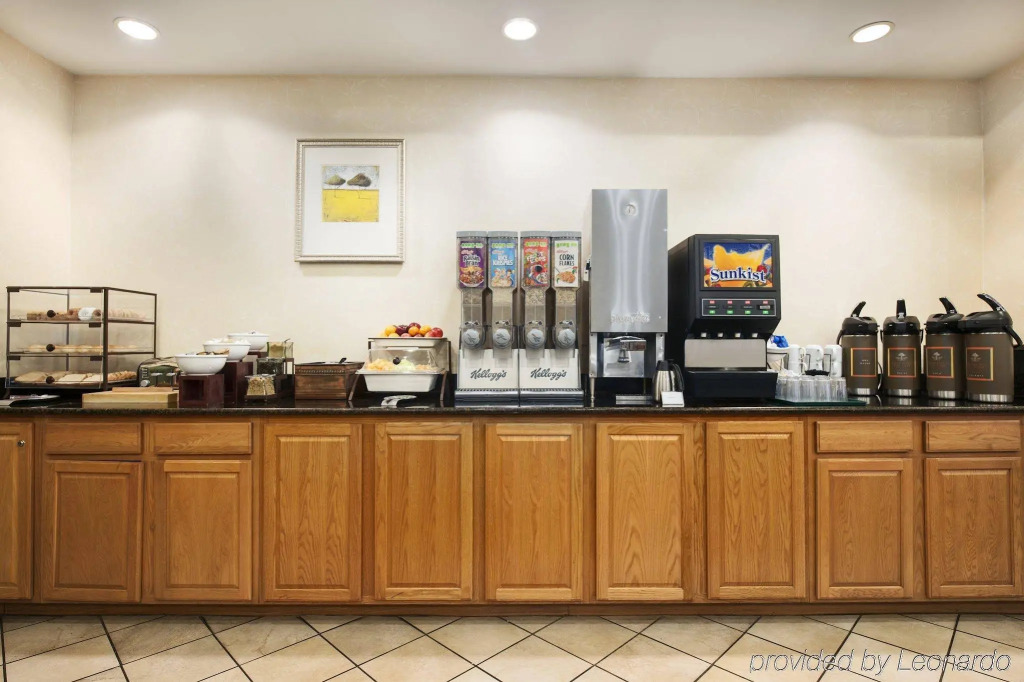 Country Inn & Suites by Radisson, Kalamazoo, MI