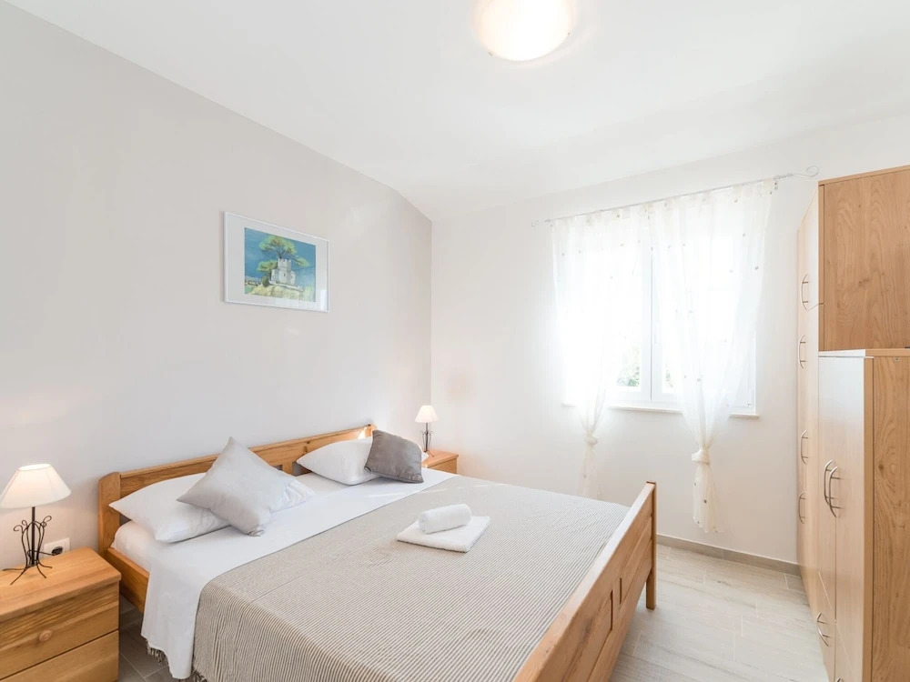 Beautiful Villa in Privlaka With Heated Swimming Pool