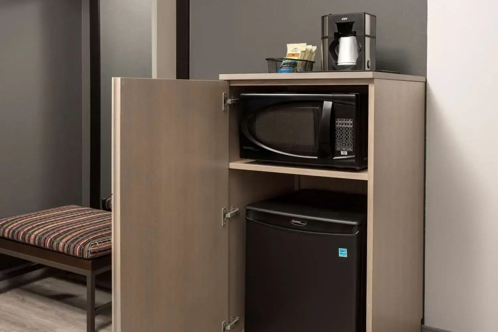 Country Inn & Suites by Radisson, Seattle-Tacoma International Airport, WA