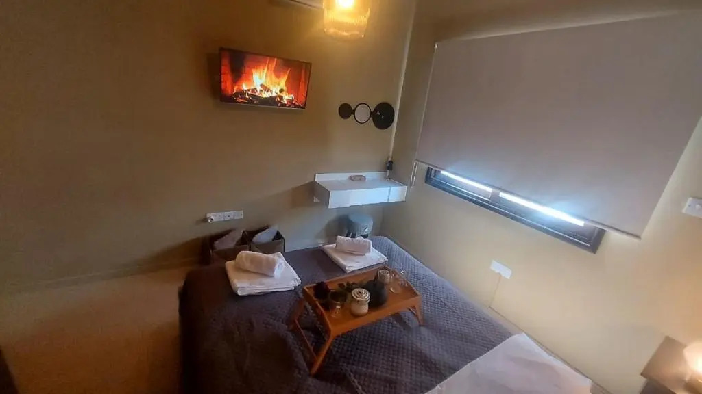 Paramount Gardens Resorts C201