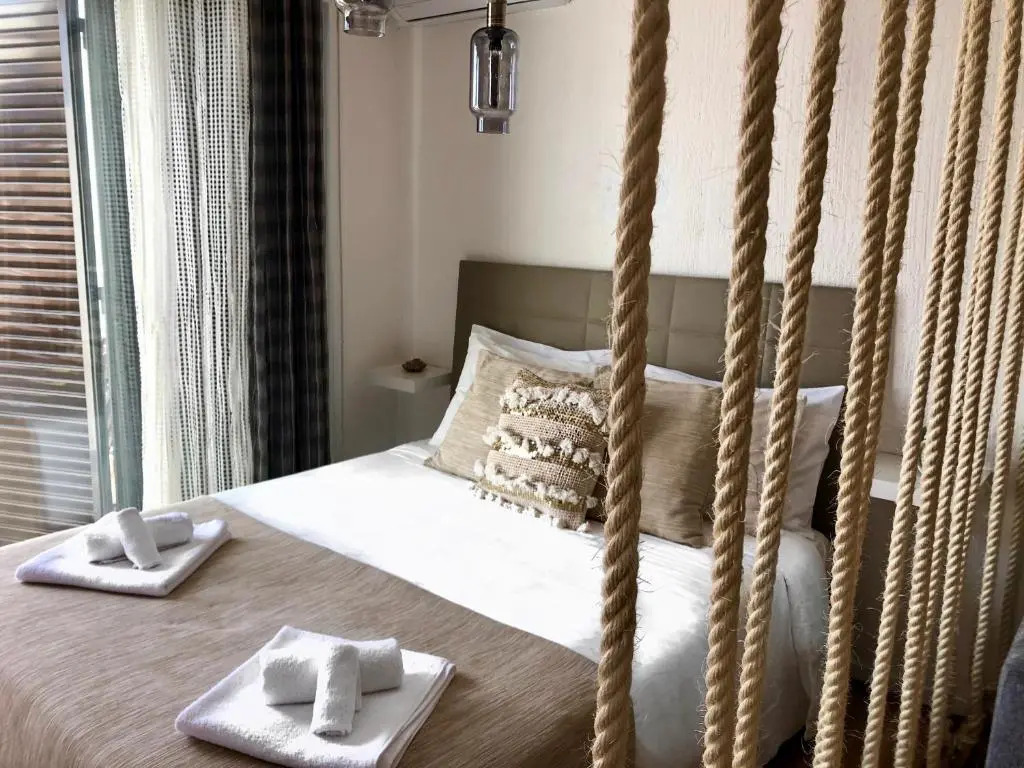 Cozy and Stylish Studio Apt just 800m from the beach - New on Booking!