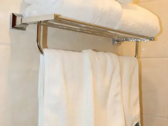 Menghu Holiday Hotel