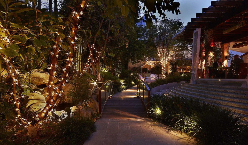 Sunset Marquis Hotel