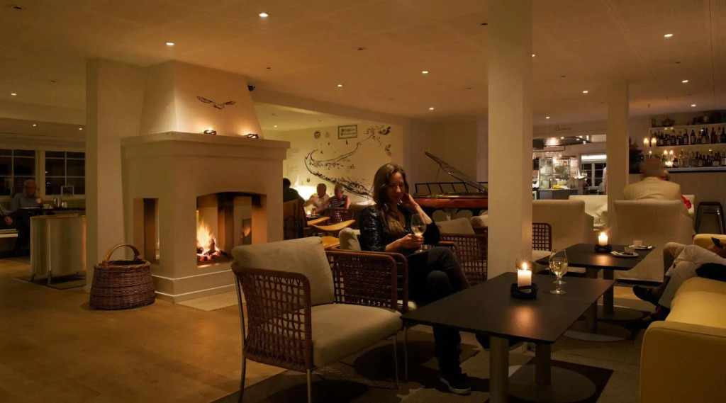Ruths Hotel