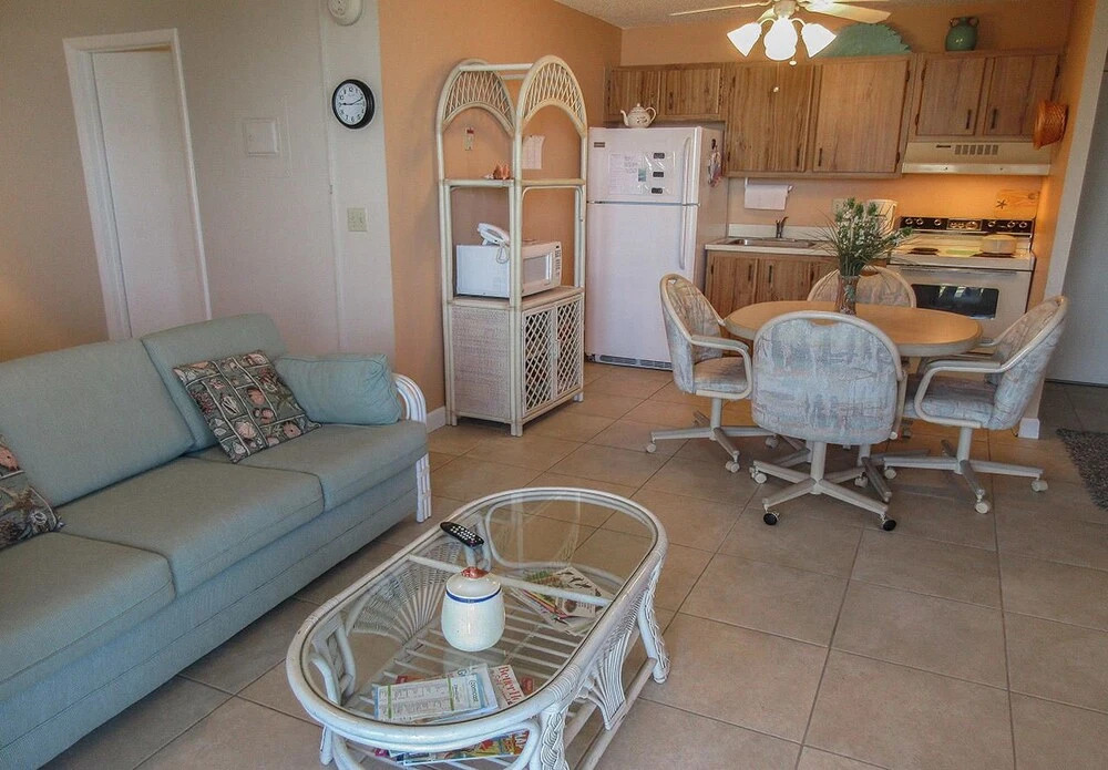Estero Beach & Tennis 204b 1 Bedroom 1 Bathroom Condo