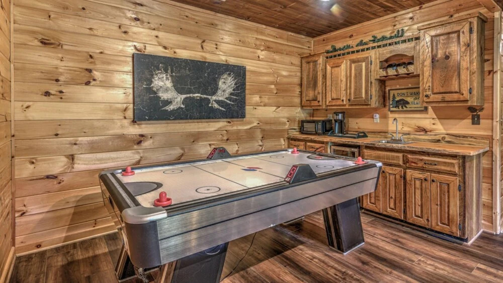 Aska Pines by Escape to Blue Ridge