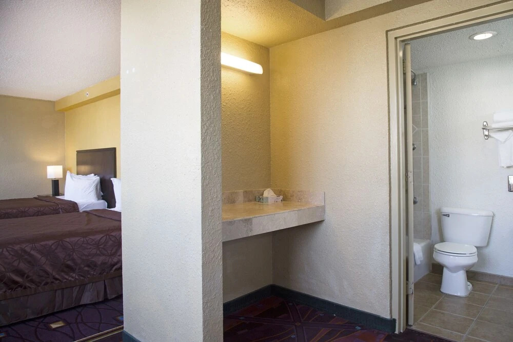 The Consulate Hotel