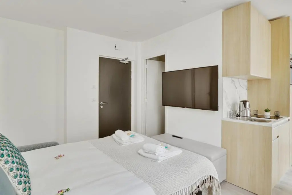 160 Suite Eve Brand new 1 BDR APT Paris