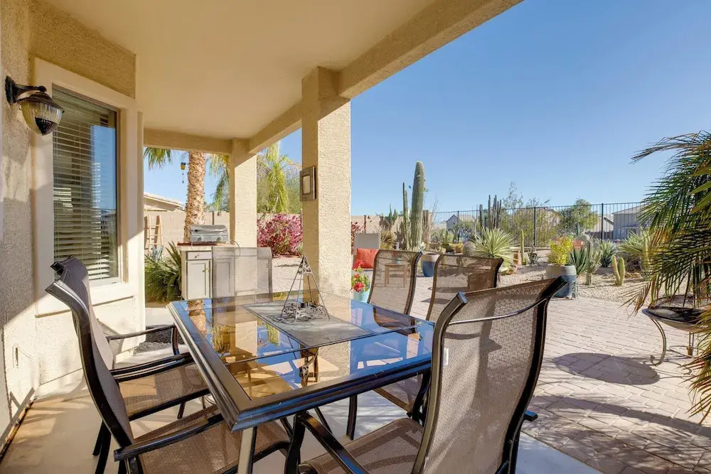 Golfer's Oasis w/ Balcony & BBQ in San Tan Valley