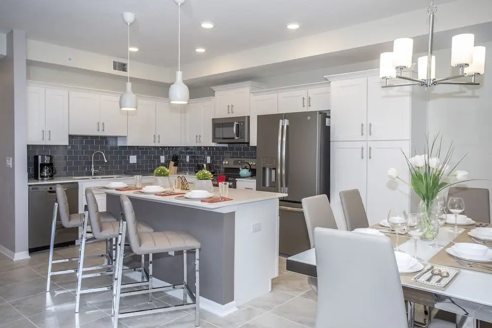 Gorgeous Two Bedroom Apt Close to Disney 306 4721 Storey Lake Resort