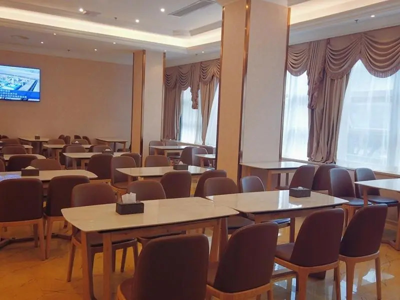 Vienna Hotel Guangdong Shaoguan Nanxiong Time Square