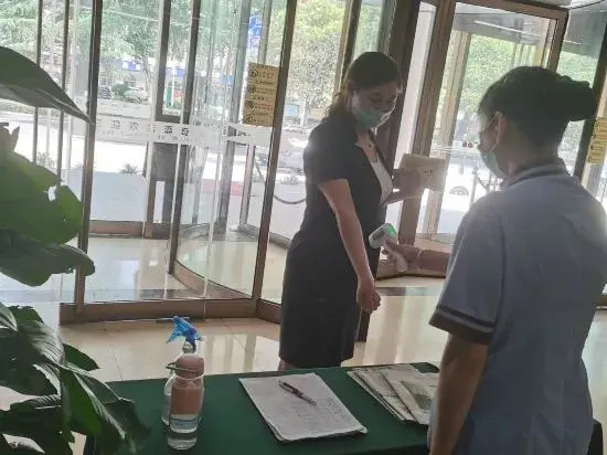 Liangqi Hotel (Luohe City Government Store)