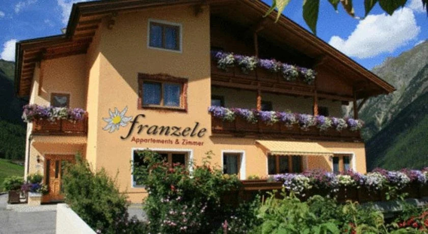 Franzele Appartements & Breakfast