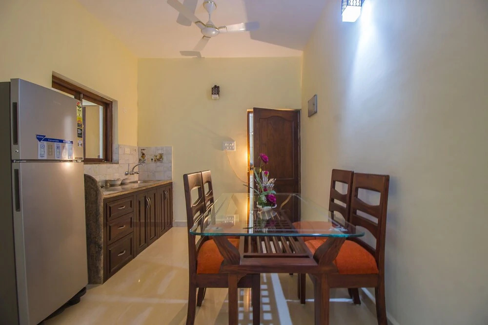 OYO 22842 Home Elegant Studio Varca