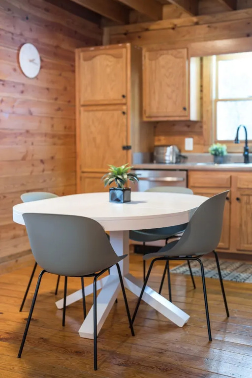 Red Feather Cabins 250