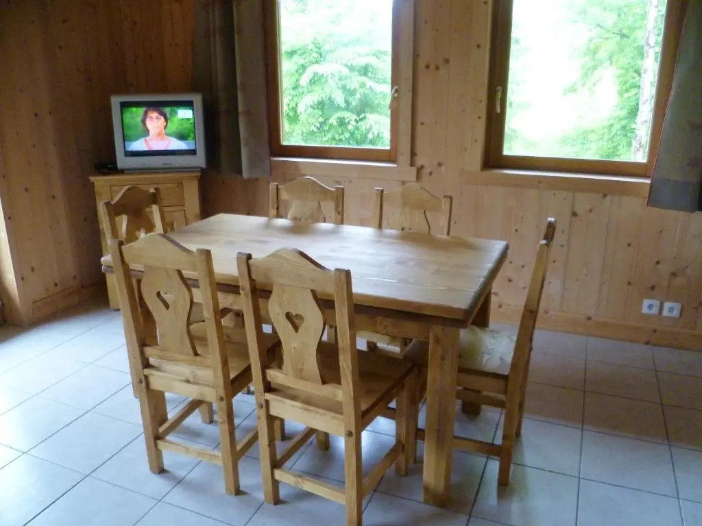 Appartement de 3 chambres avec jardin amenage et wifi a Notre Dame de Bellecombe a 1 km des pistes