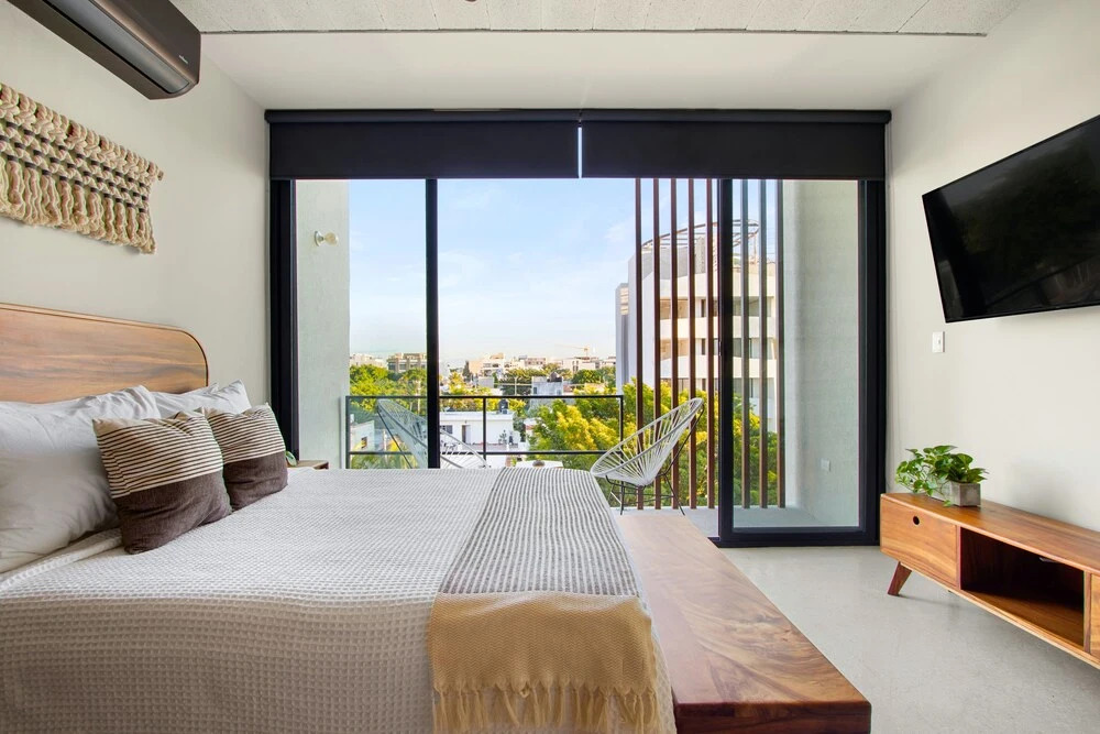 Searena Boutique Condos - Adults Only