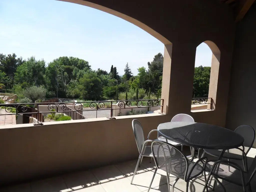 Le Mas De Valrugues Hotel