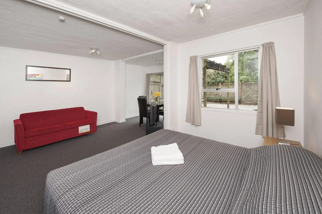 City Towers Apartments