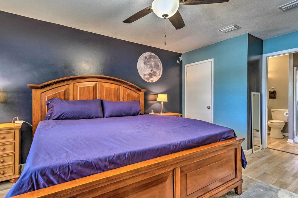 Stellar Fort Walton Retreat ~ 2 Mi to Beach!