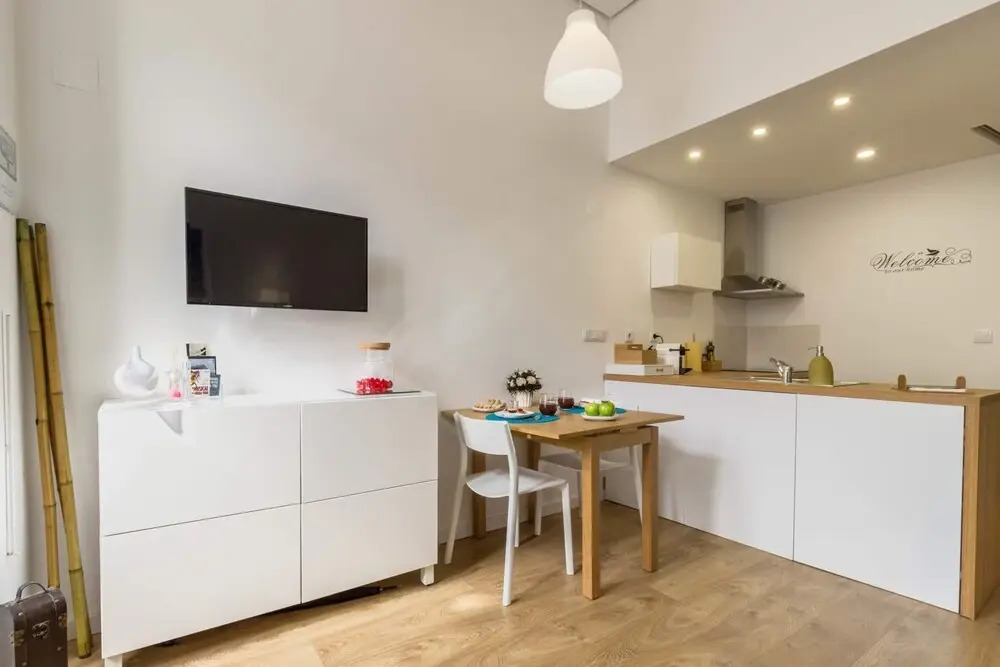 Guestready - Homely Apartment in Santa Catarina for up to 3 Guests, Lisbon