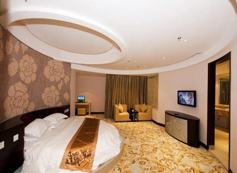 Carp City Hotel