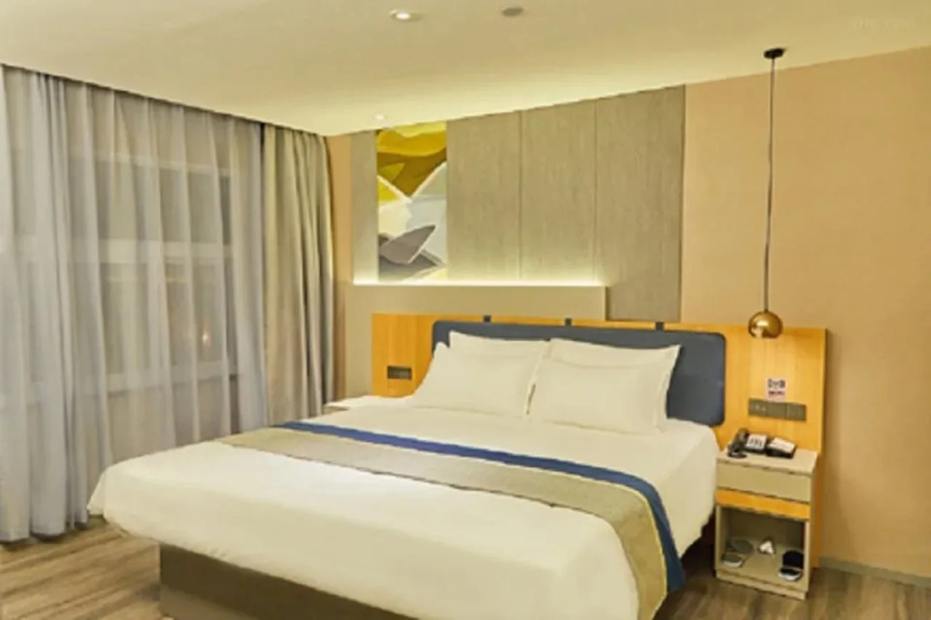 Home Inn Selected (Shanghai Daning International Plaza)