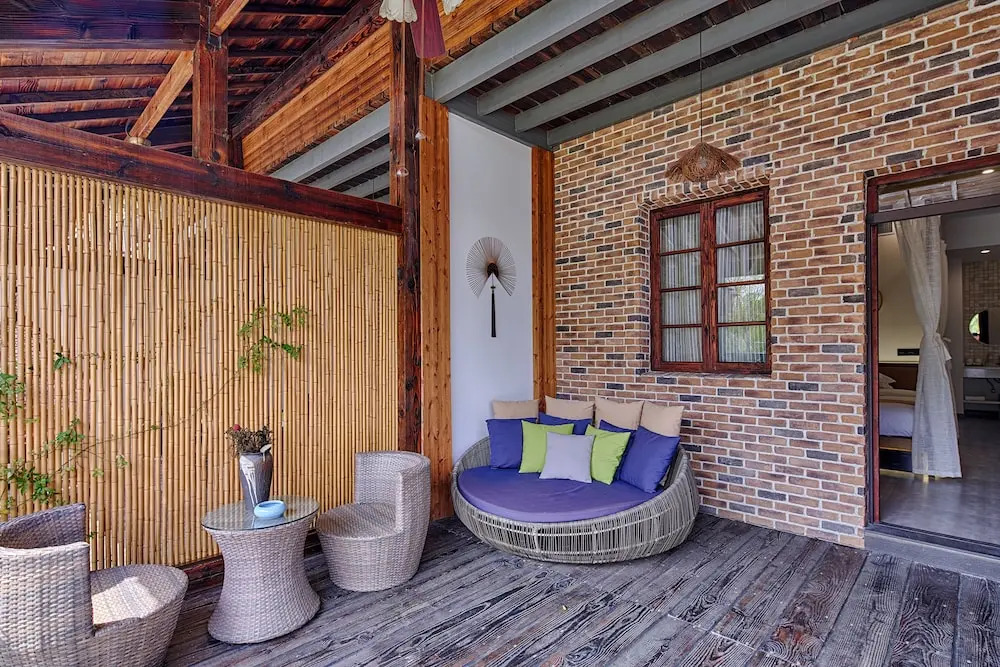 Floral Hotel Deqing Qinzizaiju