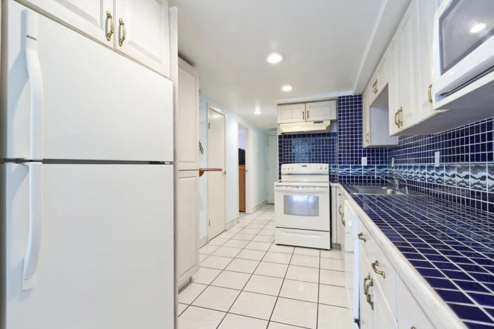 Aquarius Condominium 301