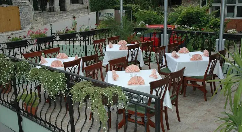 Hotel Nais
