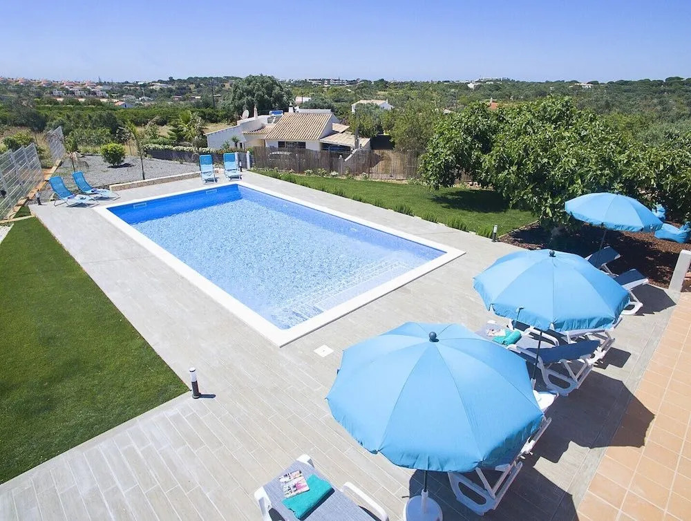 Villa Zanzibar - Refúgio com piscina aquecível e BBQ