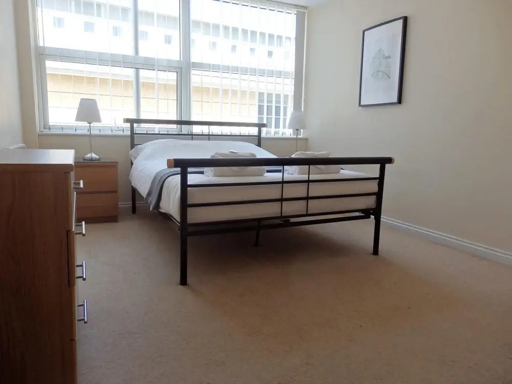 Stunning 2-bed Apartment Located in Gateshead