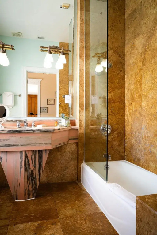 Southernmost House - Adult Exclusive