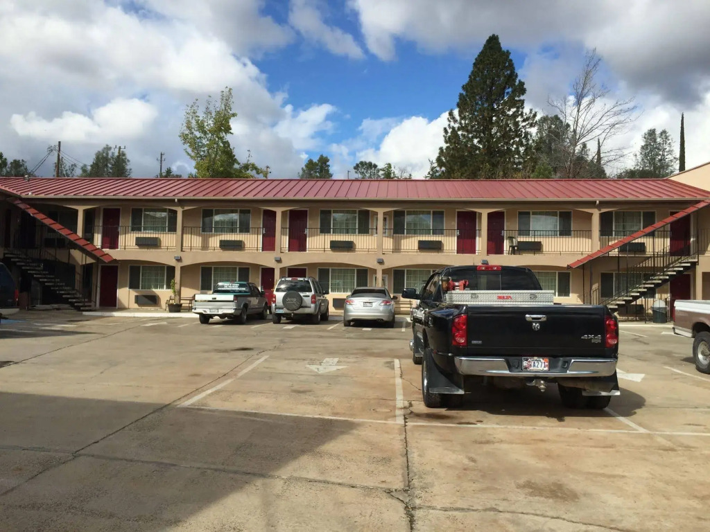 The Yosemite Inn